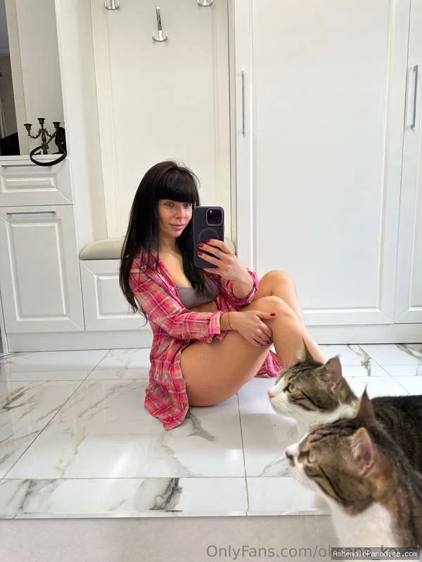 Oksana K — Oksana K — 34 fotos — OnlyFans Photos