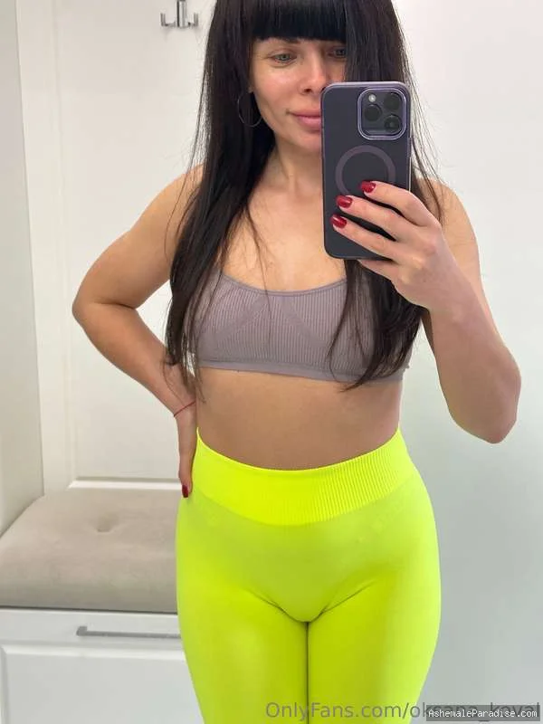 Oksana K — Oksana K — 34 fotos — OnlyFans Photos