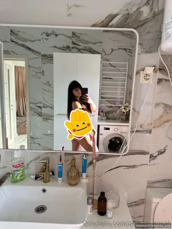 Oksana K — Oksana K — 34 fotos — OnlyFans Photos