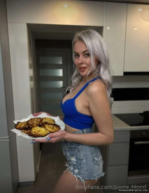 Paola B — Paola B — 35 fotos — OnlyFans Photos