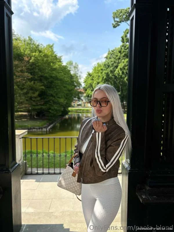 Paola B — Paola B — 35 fotos — OnlyFans Photos