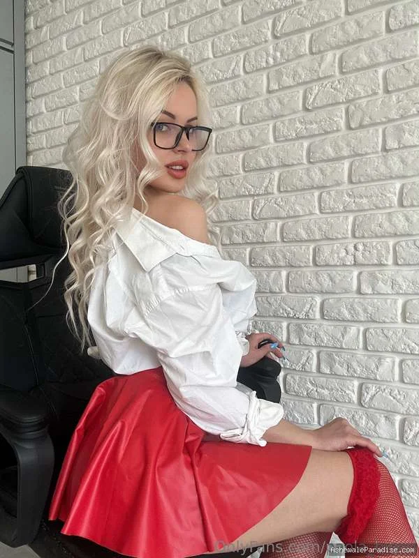 Paola B — Paola B — 35 fotos — OnlyFans Photos