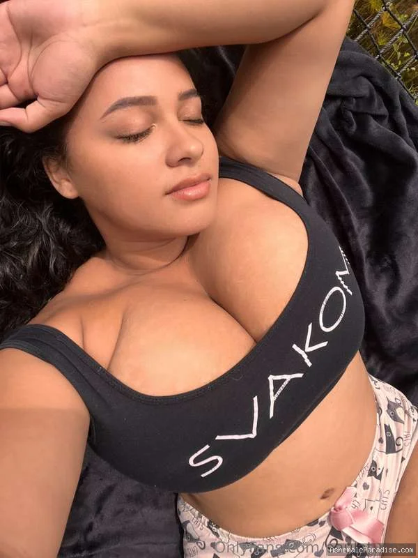 Paula T — Paula T — 35 fotos — OnlyFans Photos