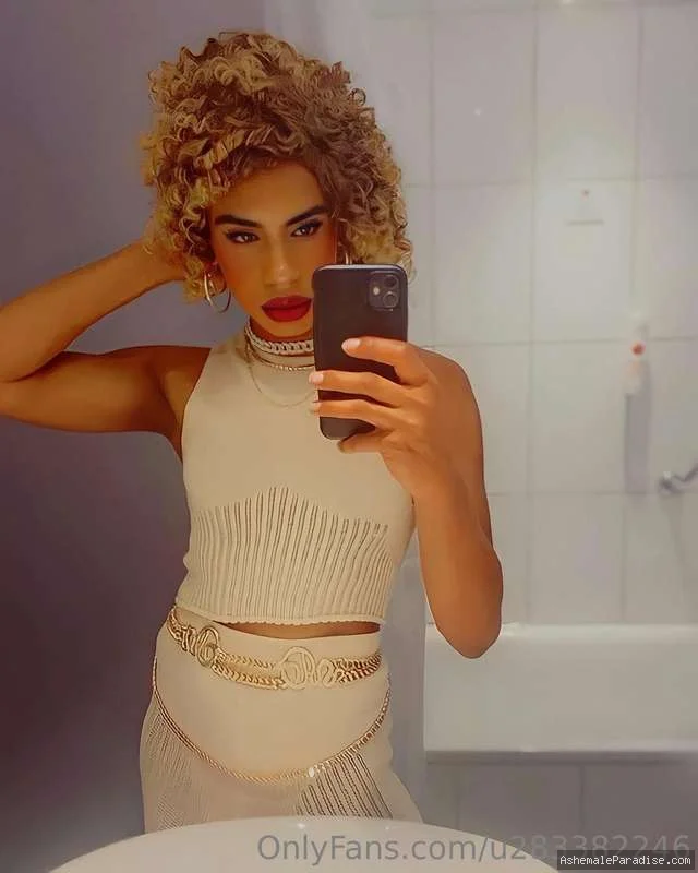 Petite Abbie — Petite Abbie — 13 fotos — OnlyFans Photos