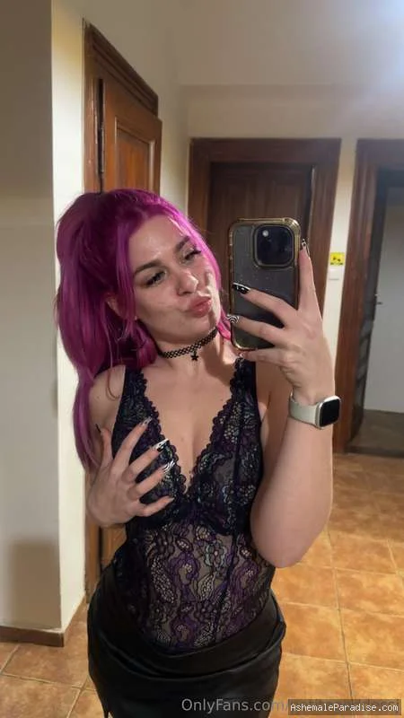 Petite Goddess — Petite Goddess — 31 fotos — OnlyFans Photos