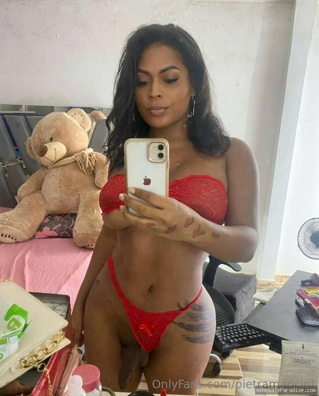 Pietra Mancini — Pietra Mancini — 34 fotos — OnlyFans Photos