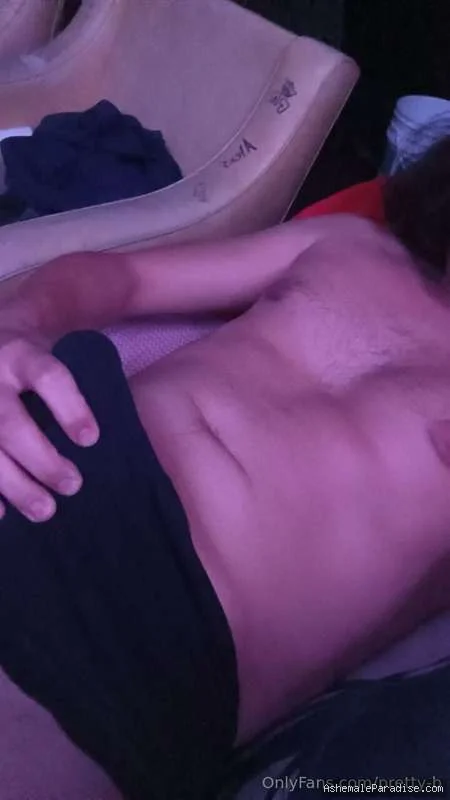 prettyboi2000x — 27 fotos