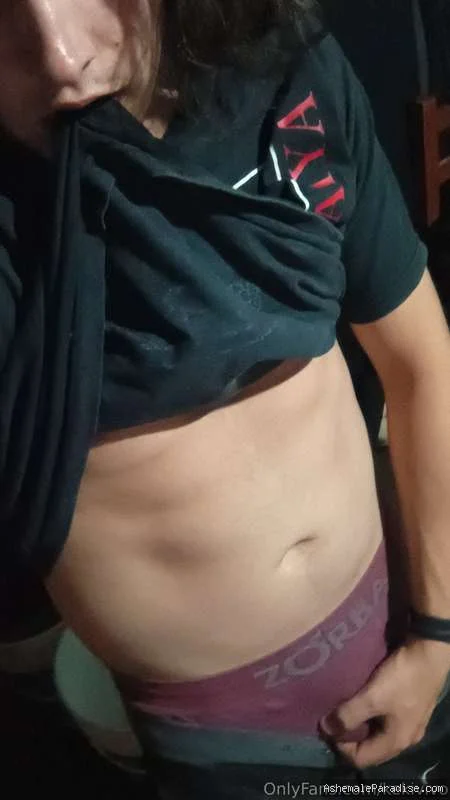 prettyboi2000x — 27 fotos
