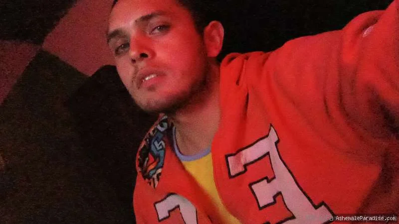 prettyboi2000x — 27 fotos