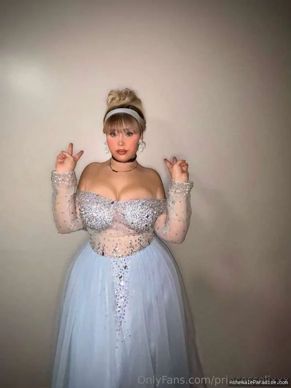 Princess Eli — 22 fotos — OnlyFans Photos