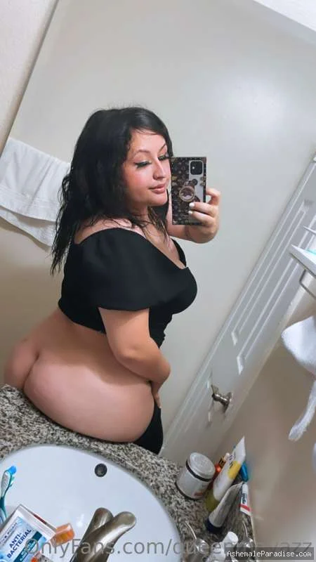 Queen Maya — Queen Maya — 24 fotos — OnlyFans Photos