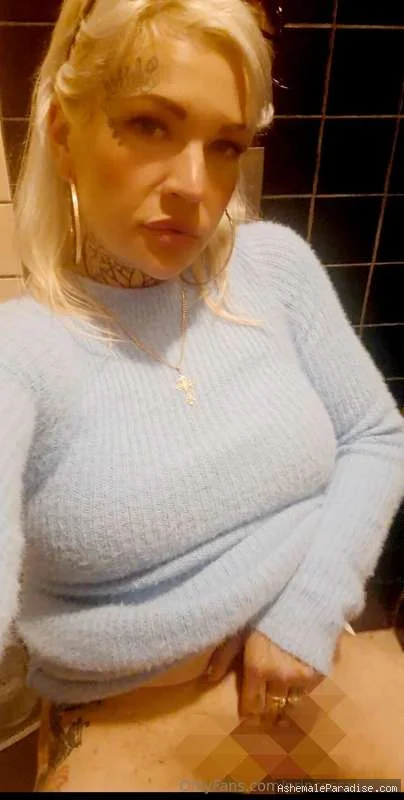 Queen Sade — Queen Sade — 27 fotos — OnlyFans Photos