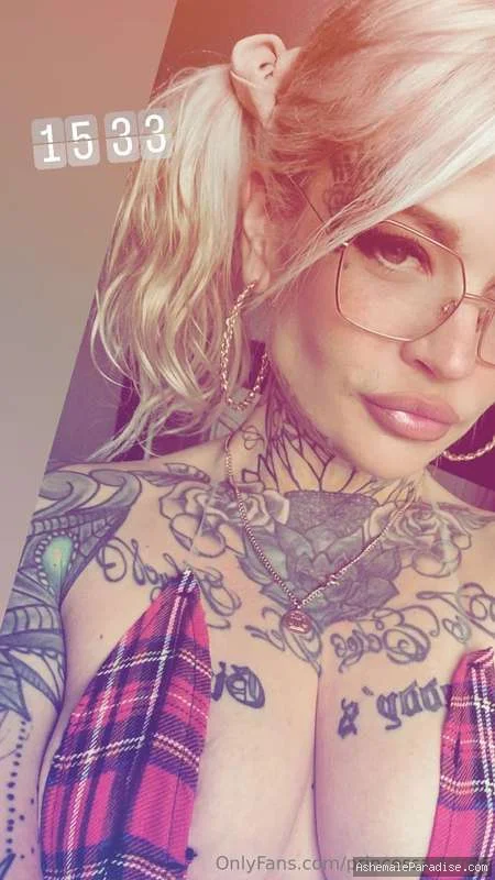 Queen Sade — Queen Sade — 27 fotos — OnlyFans Photos