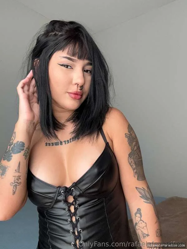 Rafaela Ferrari — Rafaela Ferrari — 34 fotos — OnlyFans Photos