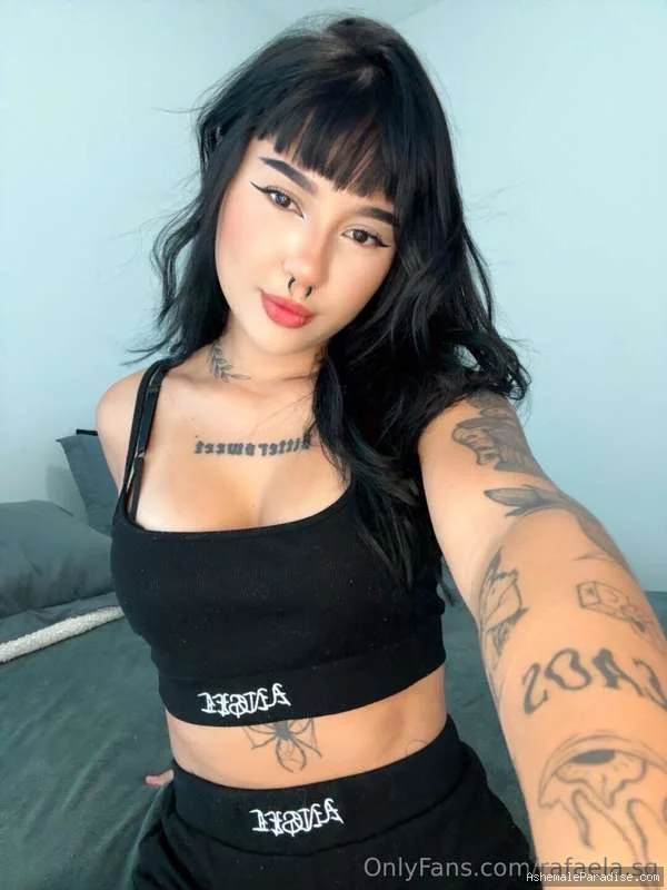 Rafaela Ferrari — Rafaela Ferrari — 34 fotos — OnlyFans Photos