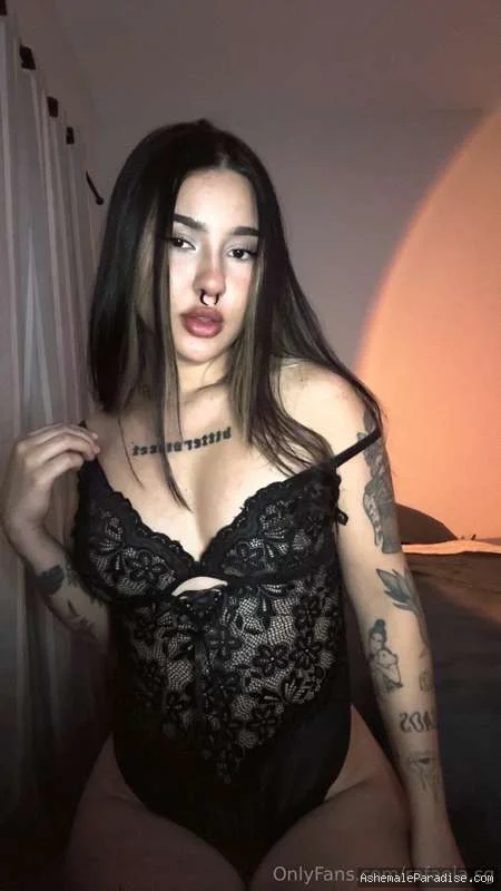 Rafaela Ferrari — Rafaela Ferrari — 34 fotos — OnlyFans Photos