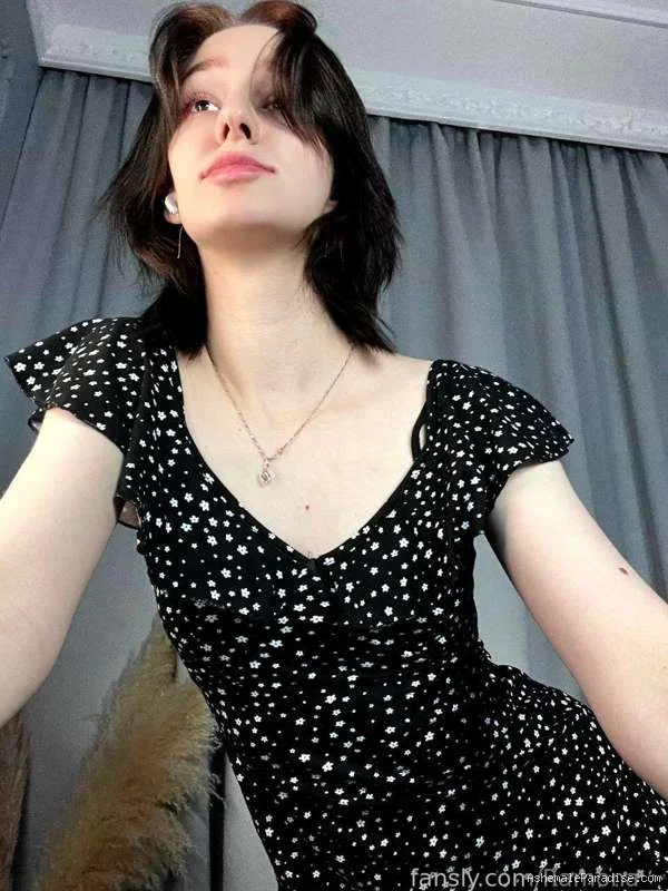 Ramona Swarovski — Ramona Swarovski — 25 fotos — OnlyFans Photos