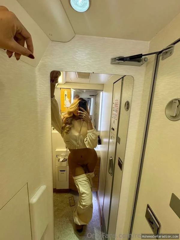 Rebecca Ferraz — Rebecca Ferraz — 35 fotos — OnlyFans Photos