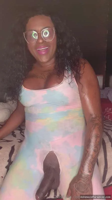 Renata B — Renata B — 19 fotos — OnlyFans Photos