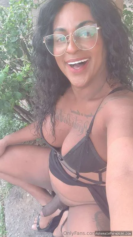 Renata B — Renata B — 19 fotos — OnlyFans Photos