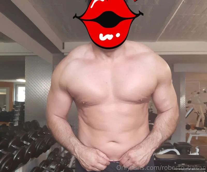 Renata Molina — Renata Molina — 5 fotos — OnlyFans Photos