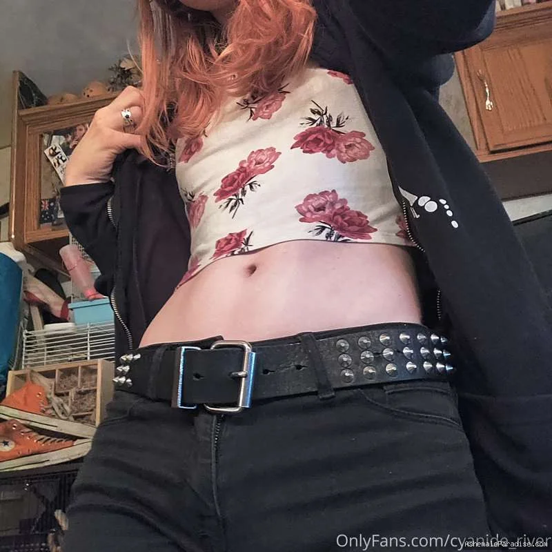 Rivr Cyanide — Rivr Cyanide — 35 fotos — OnlyFans Photos
