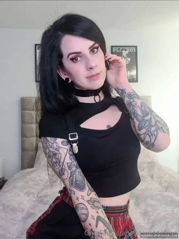 Rose Moon — Rose Moon — 34 fotos — OnlyFans Photos