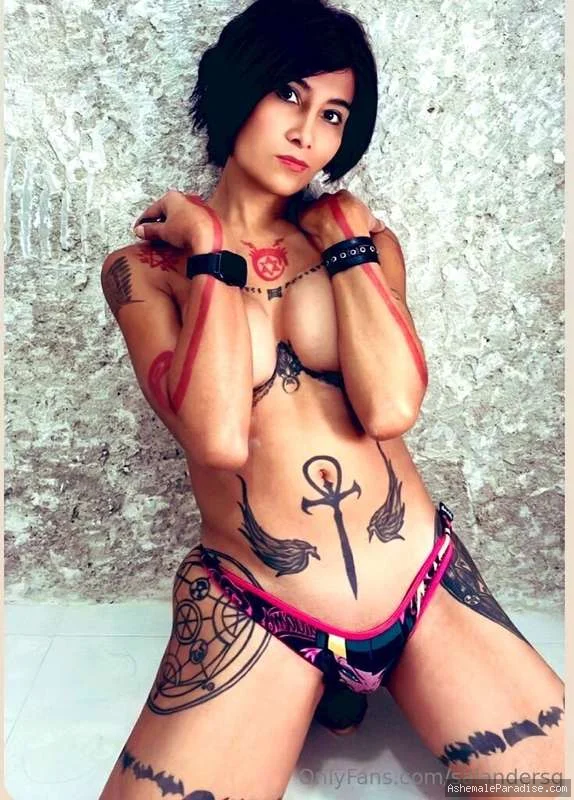 salandersg — salandersg — 36 fotos — OnlyFans Photos
