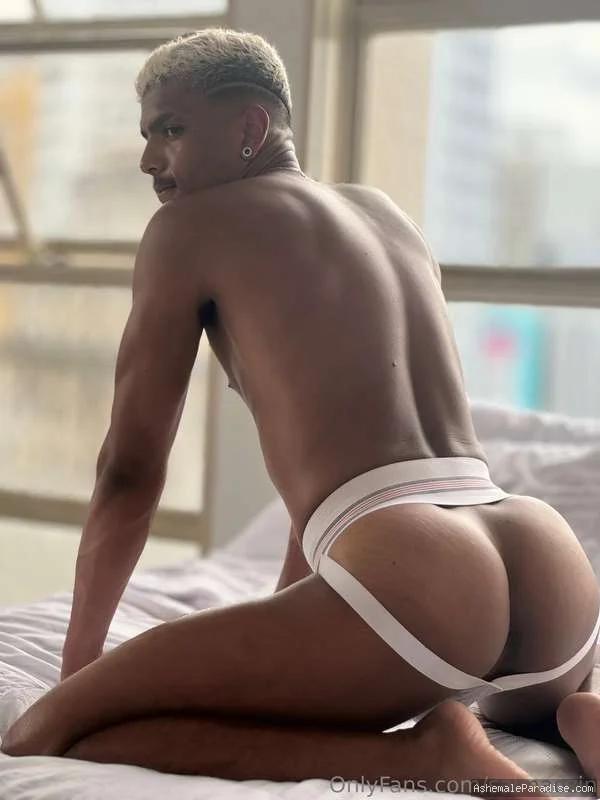 Salma — Salma — 34 fotos — OnlyFans Photos