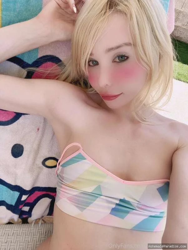 Sarina Valentina — Sarina Valentina — 56 fotos