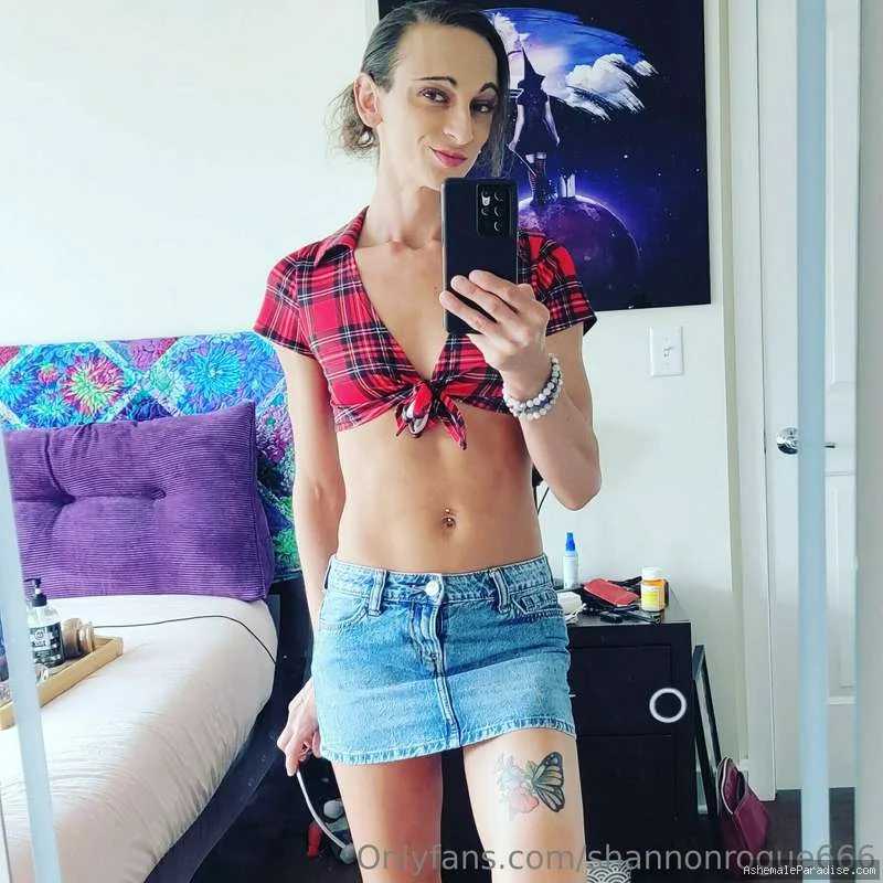 Shannon Rogue — Shannon Rogue — 37 fotos — OnlyFans Photos