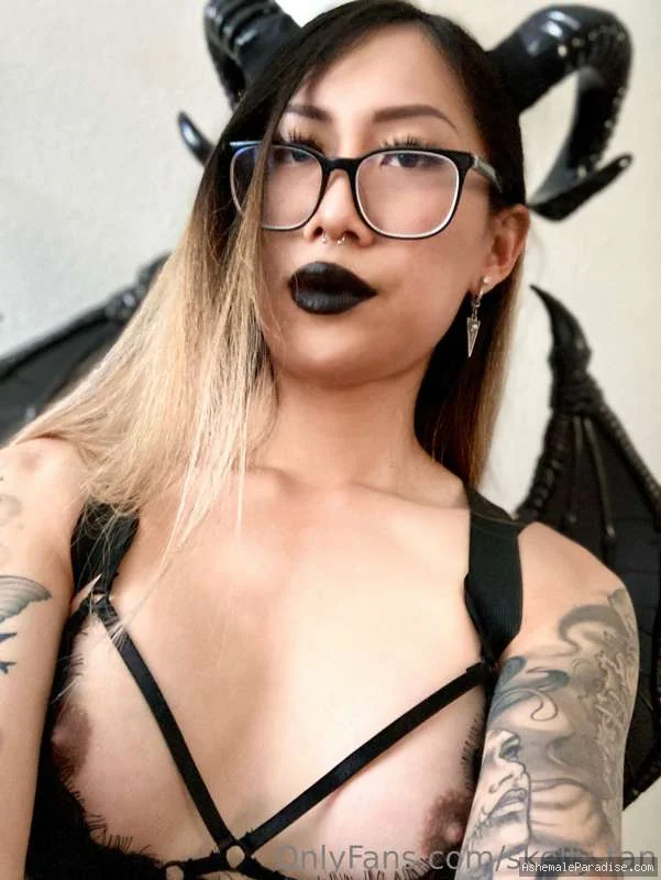 Skelly Tan — Skelly Tan — 33 fotos — OnlyFans Photos