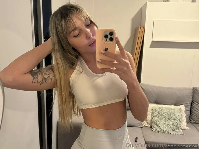 Stacy Regan — Stacy Regan — 33 fotos — OnlyFans Photos