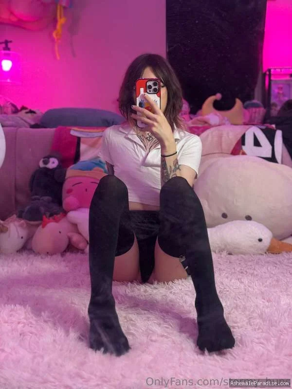 Stormy Buns — Stormy Buns — 13 fotos — OnlyFans Photos