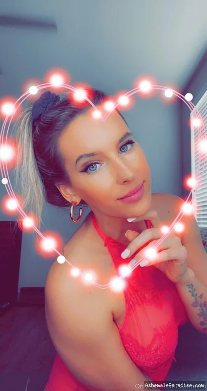 Summer Heat — Summer Heat — 36 fotos — OnlyFans Photos