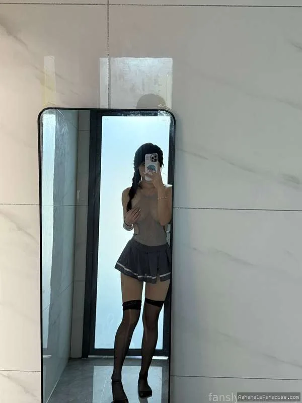 Sunny Shines — Sunny Shines — 9 fotos — OnlyFans Photos