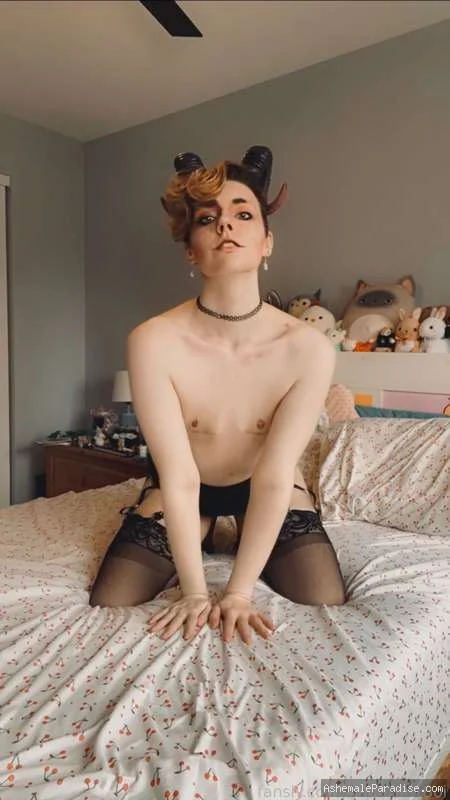 Super slut — Super slut — 36 fotos — OnlyFans Photos