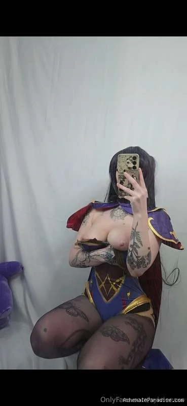 Sylvie de Sade — Sylvie de Sade — 33 fotos — OnlyFans Photos
