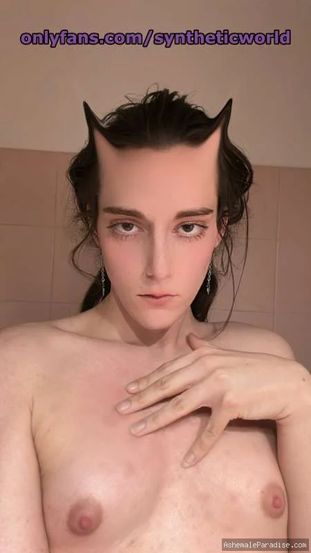 Syn Thetic — Syn Thetic — 7 fotos — OnlyFans Photos