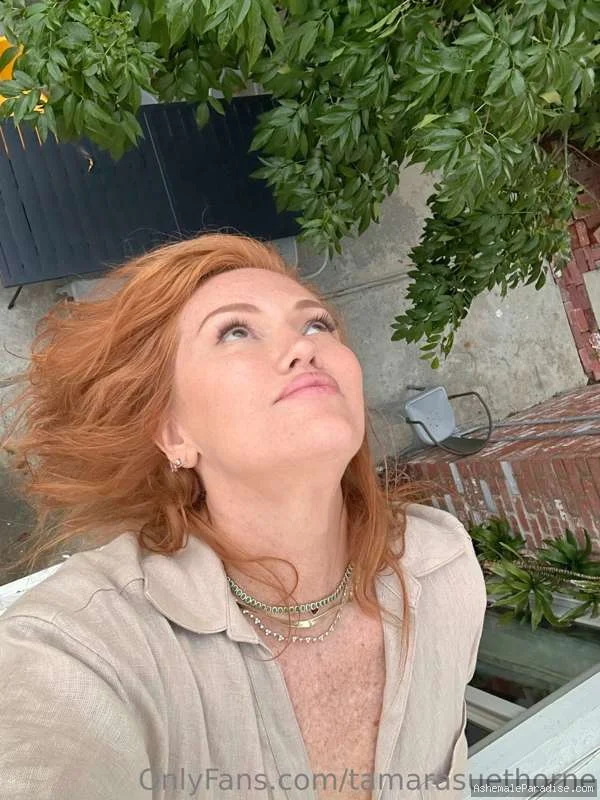 Tamara — Tamara — 32 fotos — OnlyFans Photos