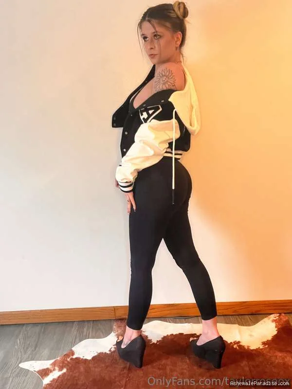 Taylor Rose — Taylor Rose — 25 fotos — OnlyFans Photos