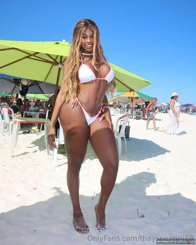 Thays Pezzini — Thays Pezzini — 34 fotos — OnlyFans Photos