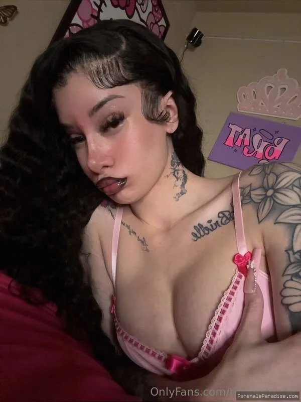 thebratwayy — thebratwayy — 29 fotos — OnlyFans Photos