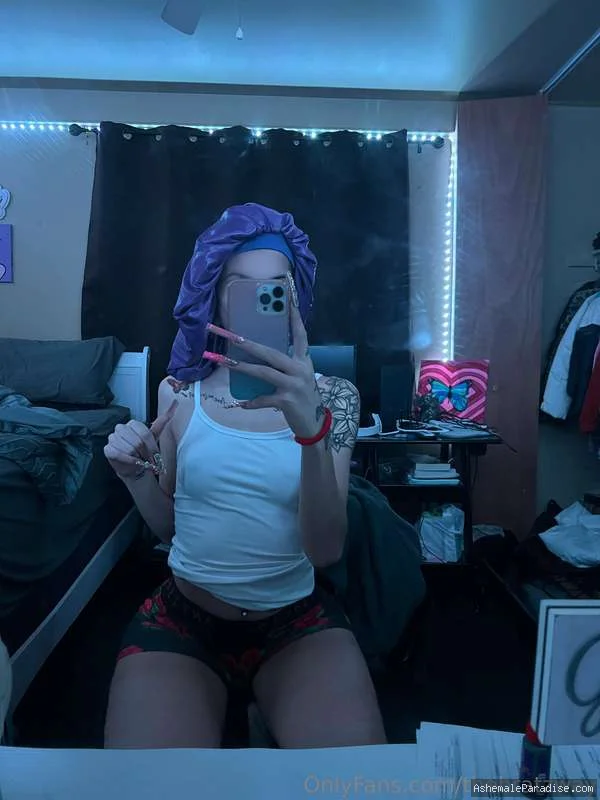 thebratwayy — thebratwayy — 29 fotos — OnlyFans Photos