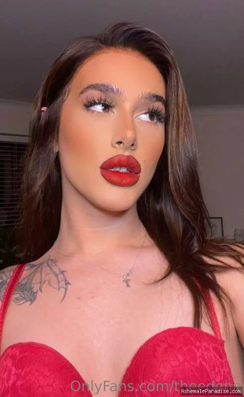 Eden — Eden — 50 fotos — OnlyFans Photos