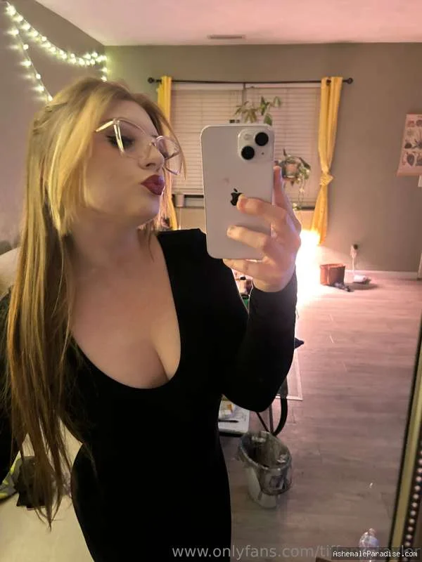 Tiffany Taylor — Tiffany Taylor — 49 fotos
