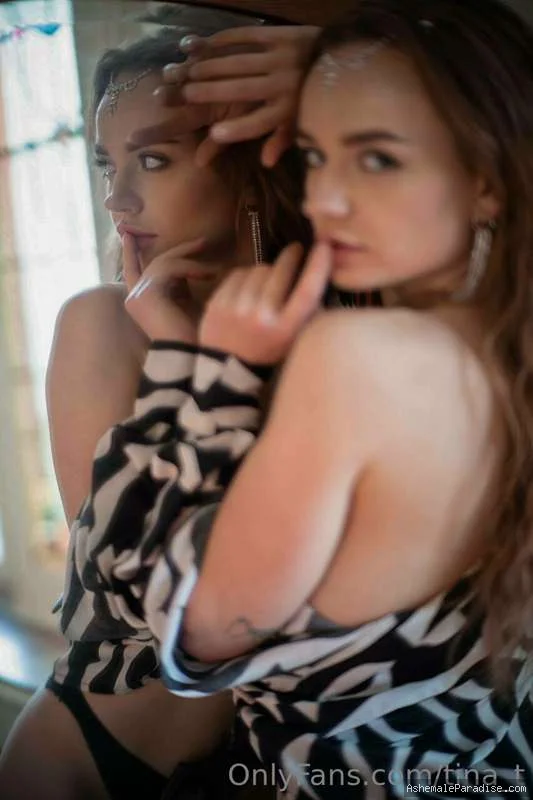 Tina Trans — Tina Trans — 32 fotos — OnlyFans Photos