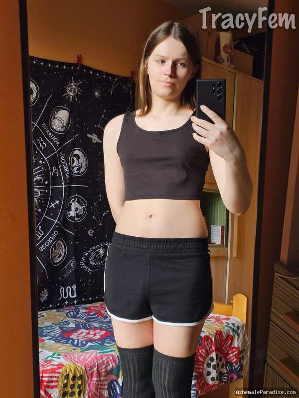 TracyFem — TracyFem — 34 fotos — OnlyFans Photos