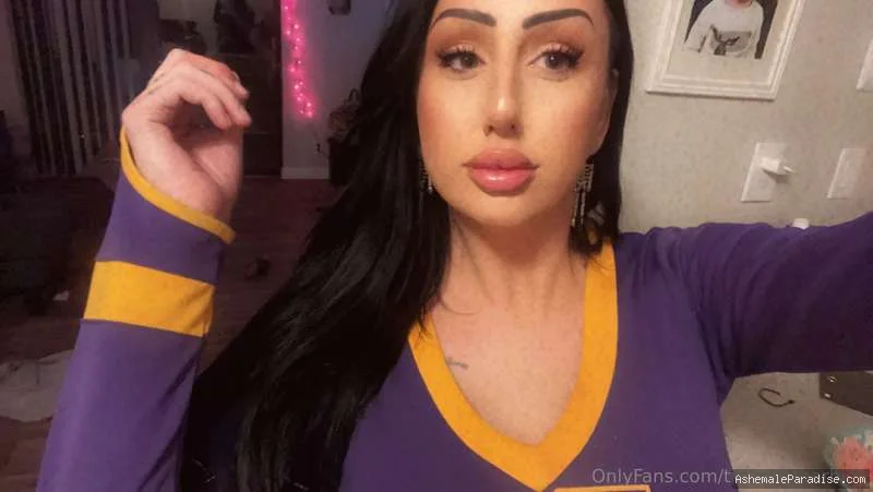 Treasure Barbie — Treasure Barbie — 33 fotos — OnlyFans Photos