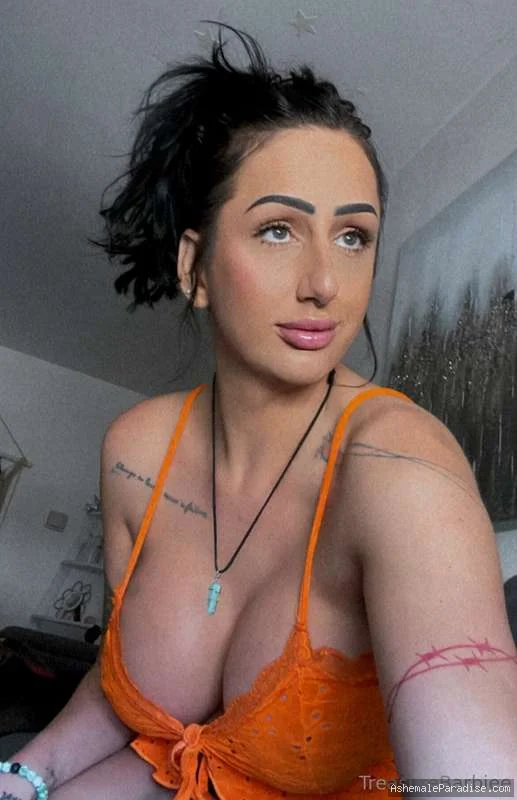 Treasure Barbie — Treasure Barbie — 33 fotos — OnlyFans Photos